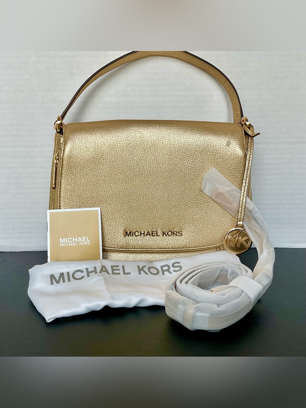 Michael Kors Bedford Pale Gold Pebbled Leather Med Conv Flap Shoulder Bag $398